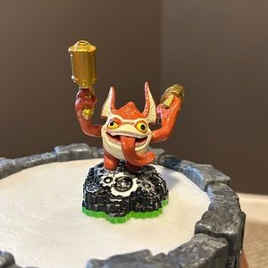 Skylanders Spyros Adventure Trigger Happy. “No gold, No glory!”